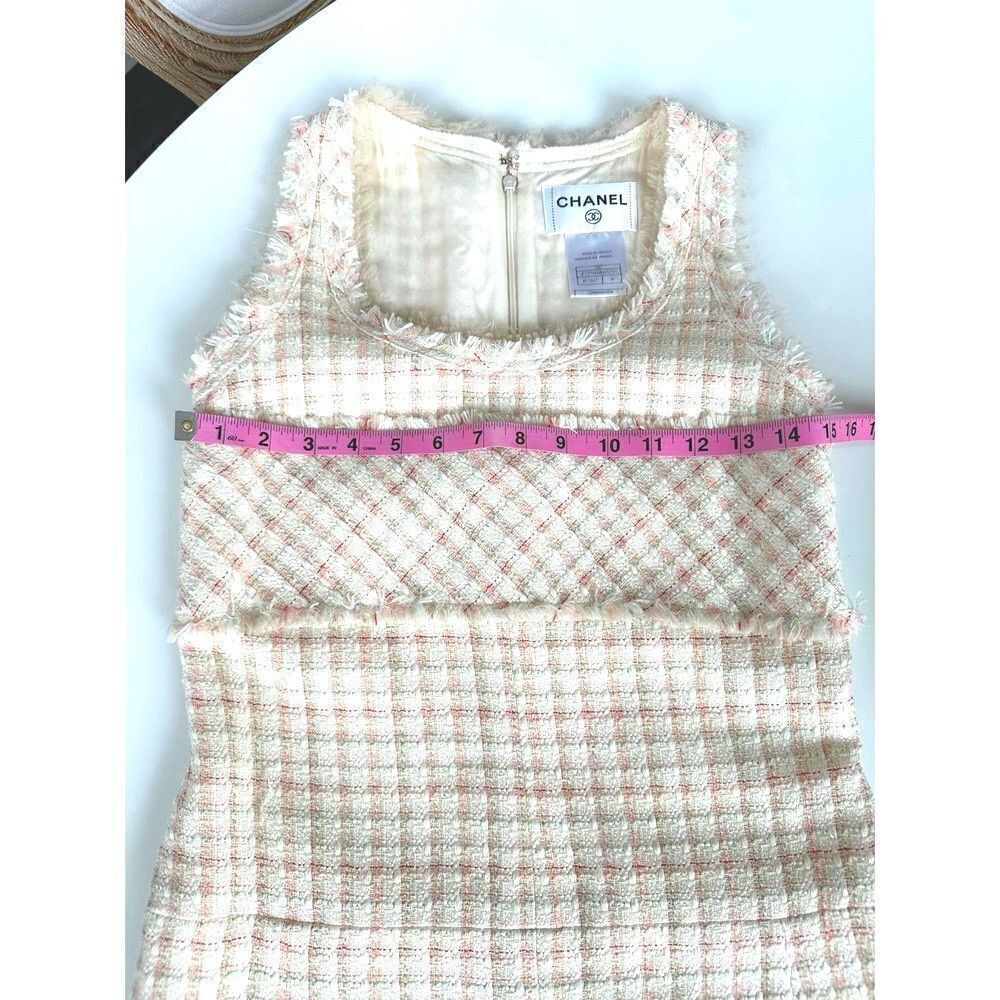 Authenticated Chanel Vintage 2004 PINK/CREAM Tweed Multicolor Dress Size 36 - Picture 3 of 11